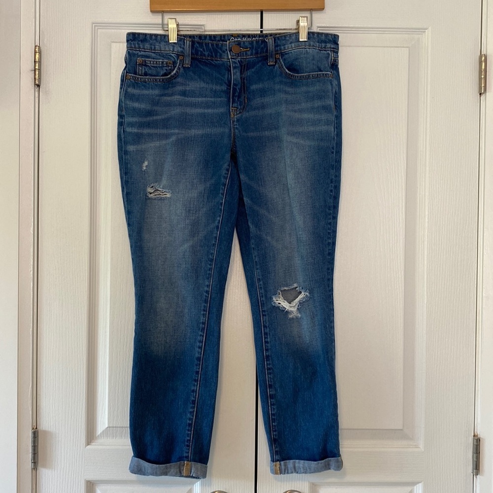$9 CLEARANCE - Gap Sexy Boyfriend Fit Jeans